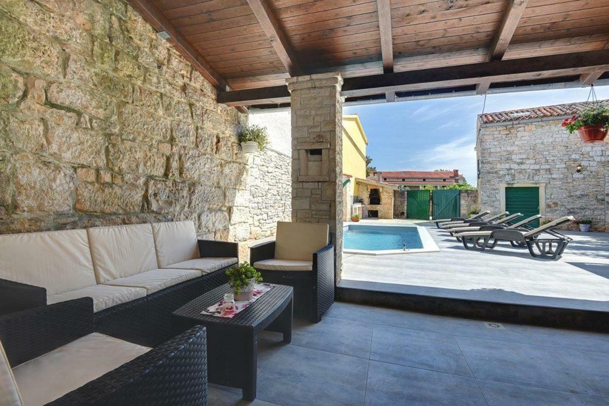 Villa Micol Gajana Exteriör bild